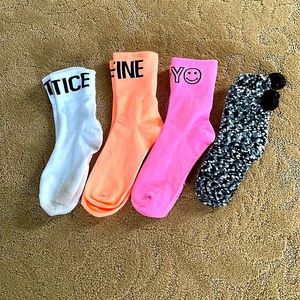 4 pairs of cute socks